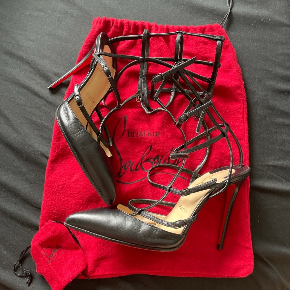 Louboutin KADREYANA 100 caged pump heels